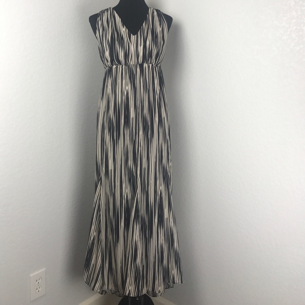 A Pea in the Pod Black and Tan Striped Maxi Hi-Low Dress, Pre-Pregnancy Sz Small